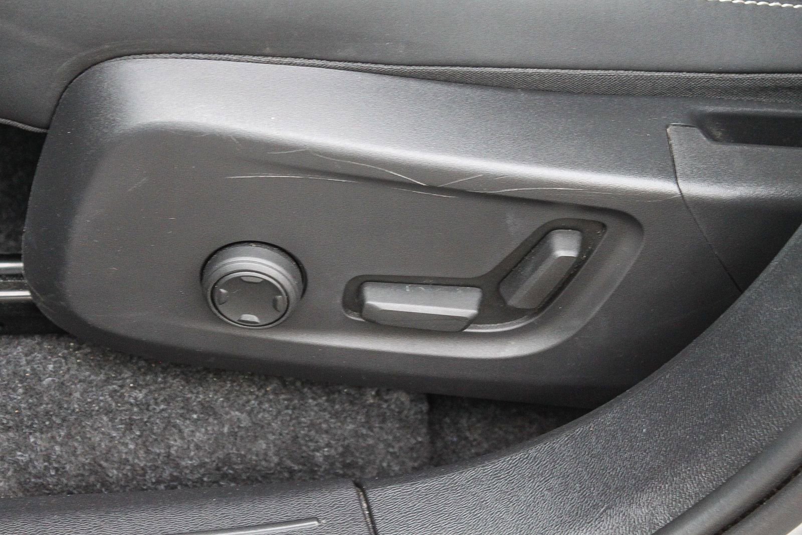 Used 2023 Volvo C40 P8 Recharge Plus AWD/4WD image 22