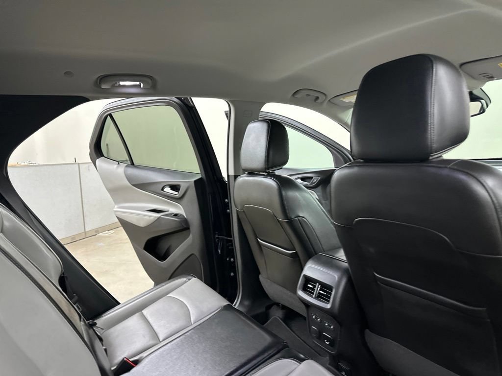 Used 2018 Chevrolet Equinox Premier AWD/4WD image 24