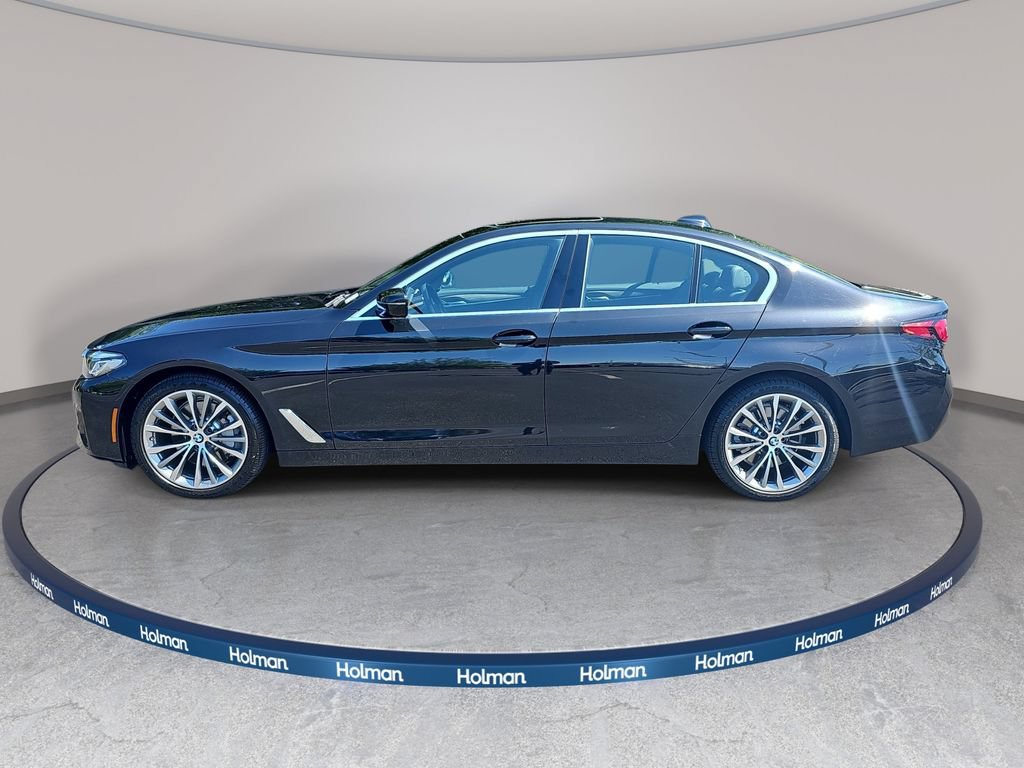 Used 2022 BMW 530i xDrive w/ Premium Enhanced Package AWD/4WD image 9