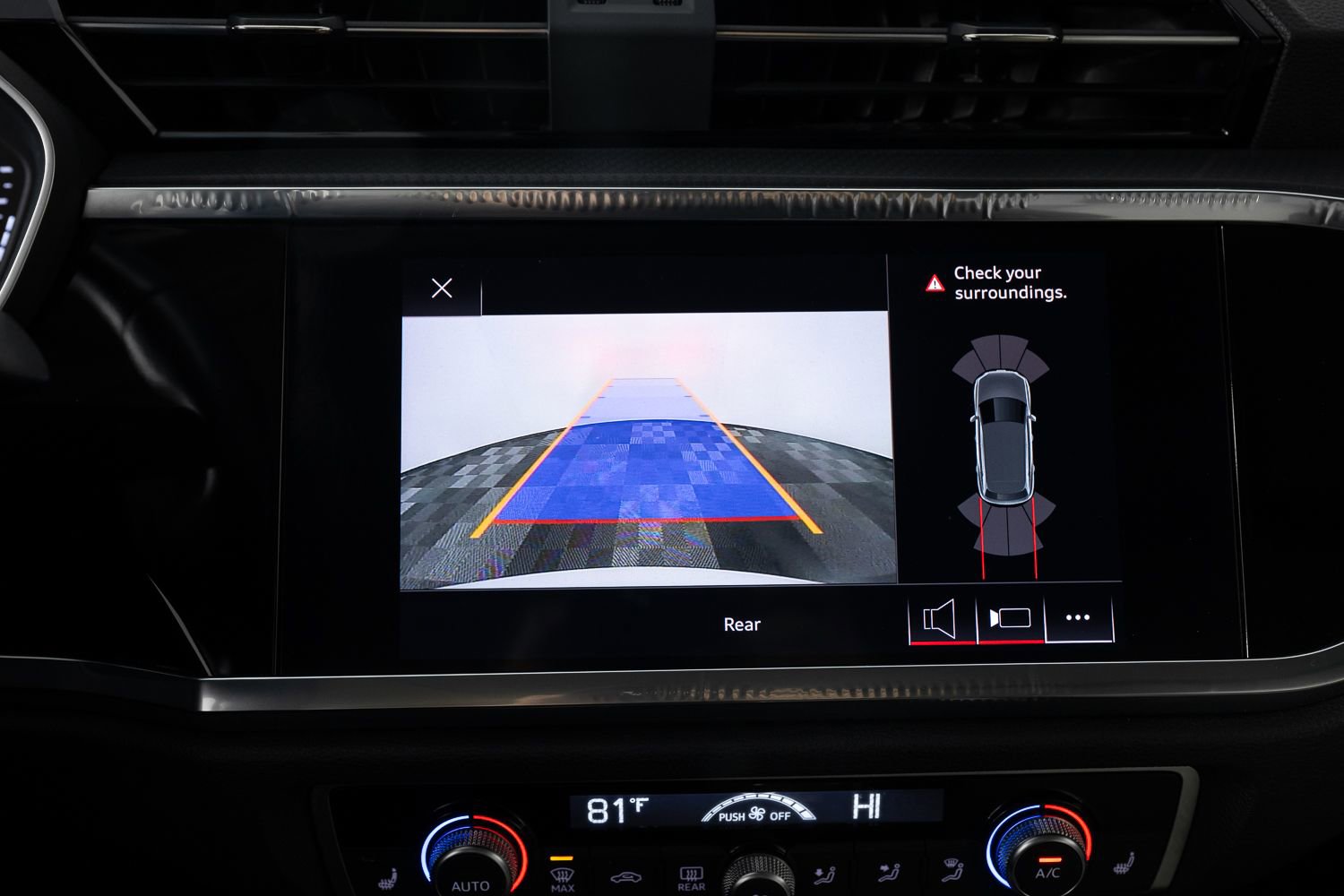 Used 2021 Audi Q3 2.0T Premium Plus w/ Premium Plus Package image 37