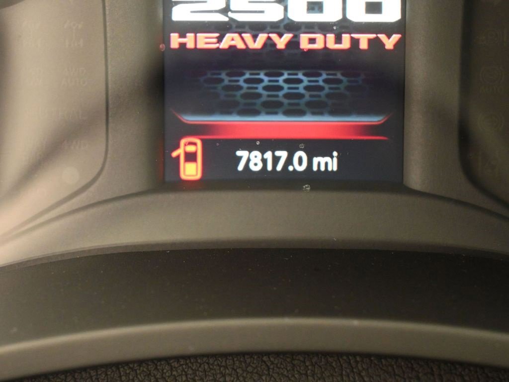 Used 2024 RAM 2500 Tradesman w/ Chrome Appearance Group image 20