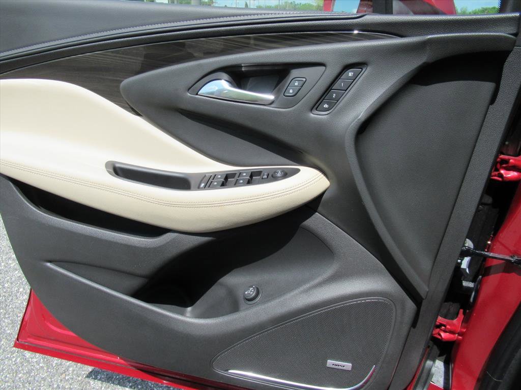 Used 2020 Buick Envision Premium w/ Driver Confidence Package image 20