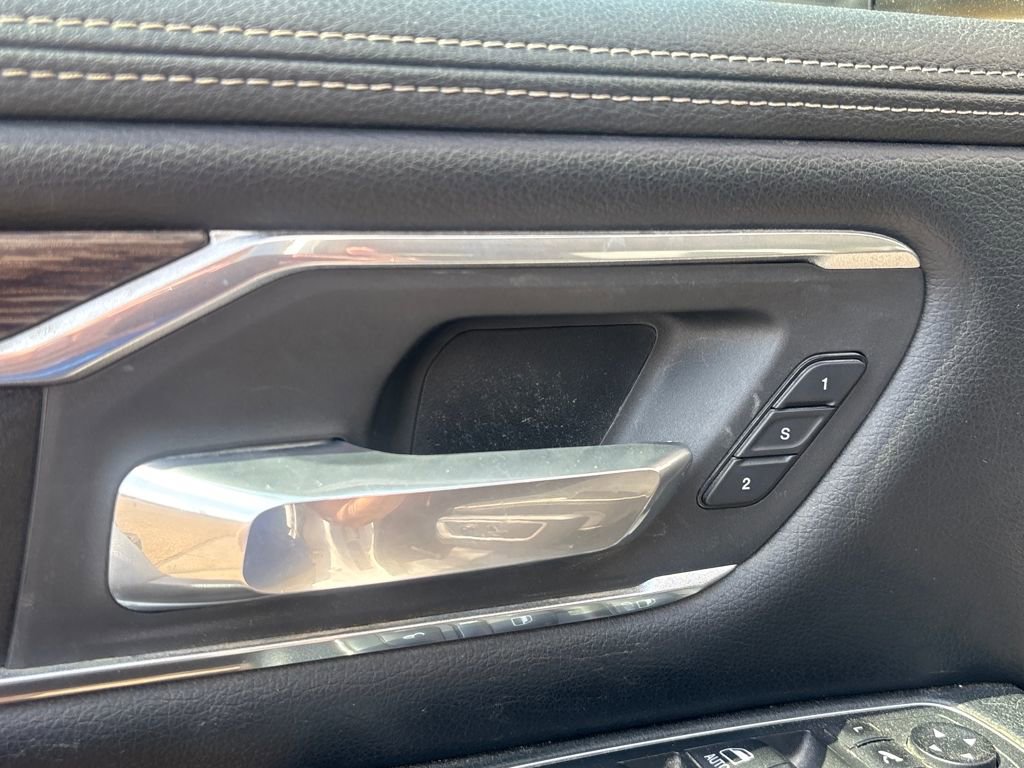 Used 2020 RAM 1500 Laramie image 8