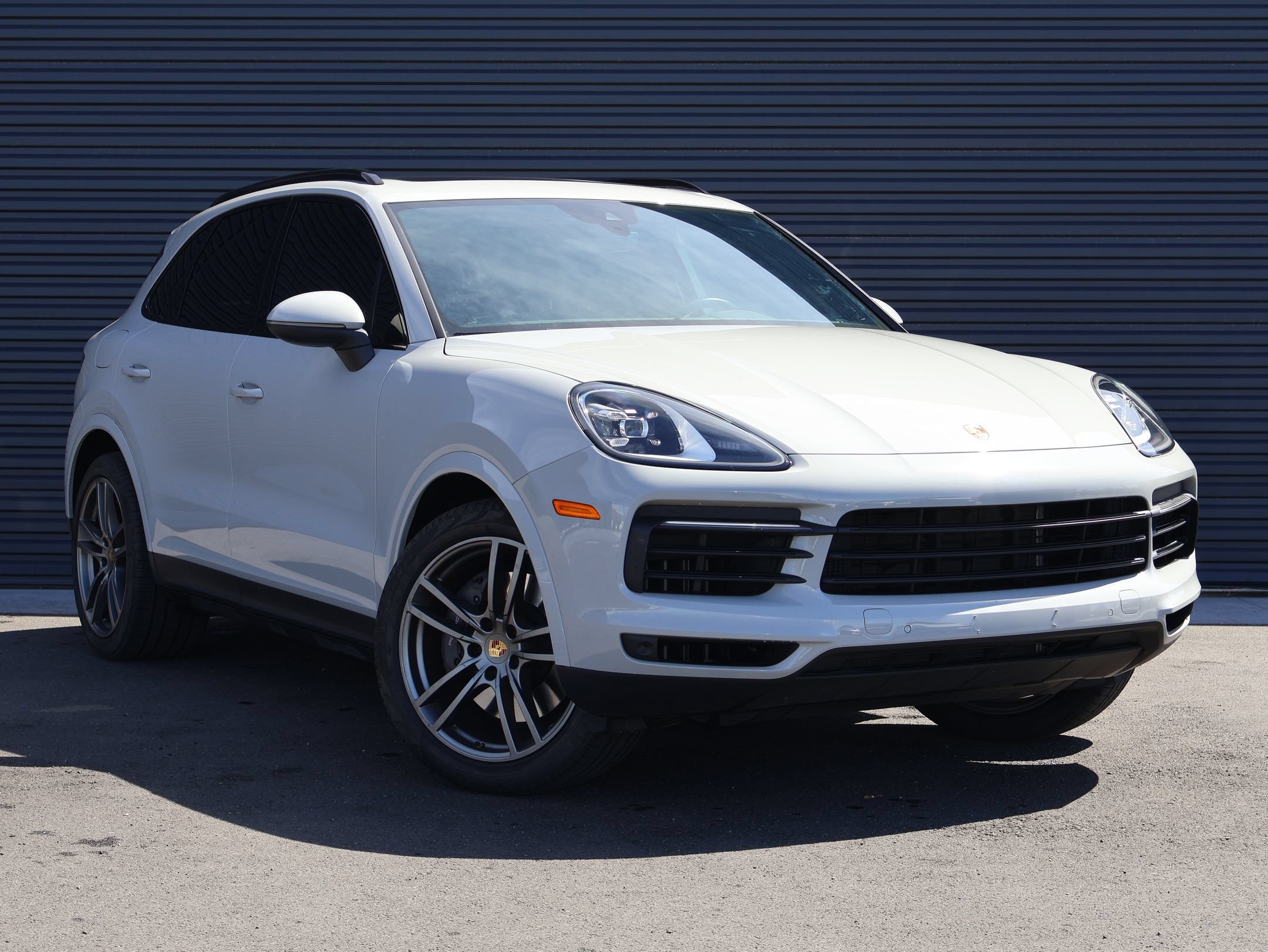 Used 2022 Porsche Cayenne AWD/4WD image 7