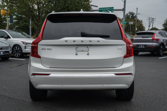 Certified 2024 Volvo XC90 T8 Ultimate w/ Lounge Package AWD/4WD image 6