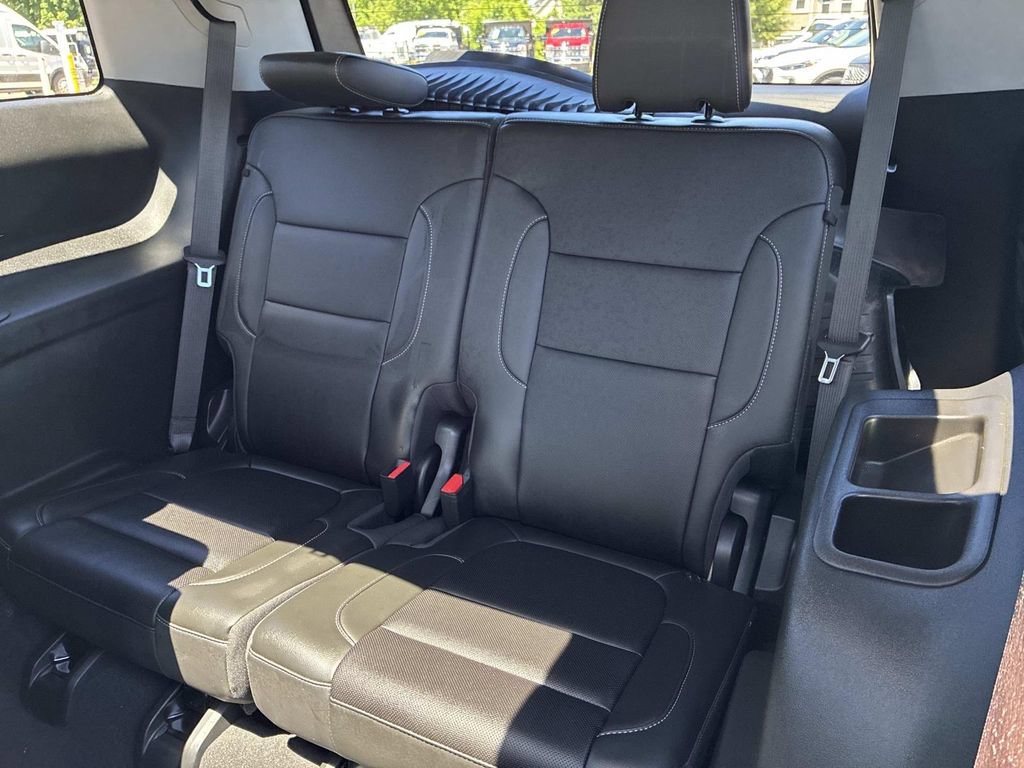 Used 2023 GMC Acadia SLT AWD/4WD image 18