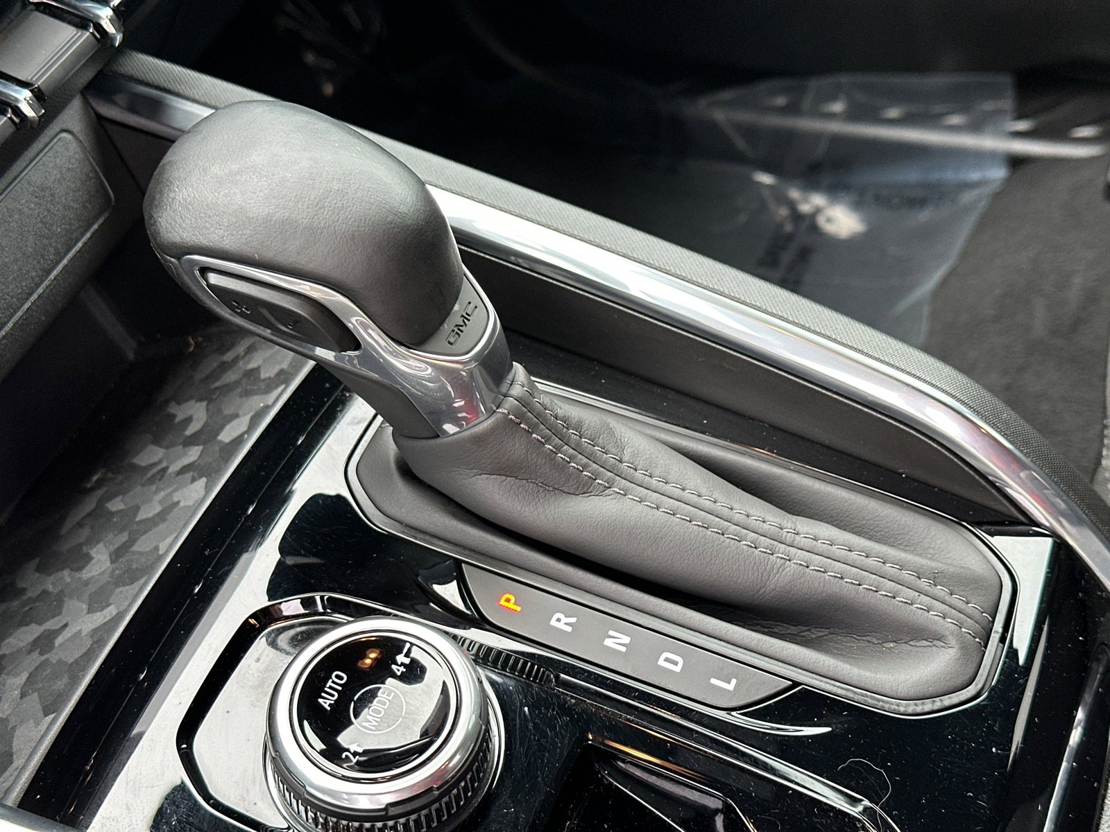 Used 2024 GMC Canyon Elevation w/ Trailering Package image 33