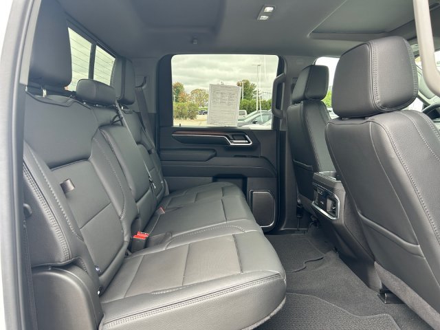 Used 2024 GMC Sierra 2500 Denali w/ Denali Reserve Package AWD/4WD image 16