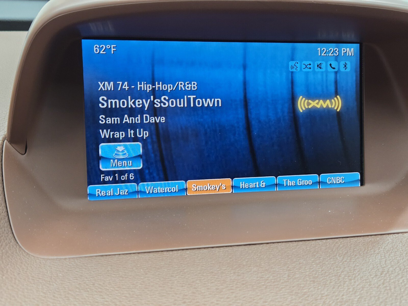 Used 2015 Buick Encore Premium w/ Experience Buick Package FWD image 18