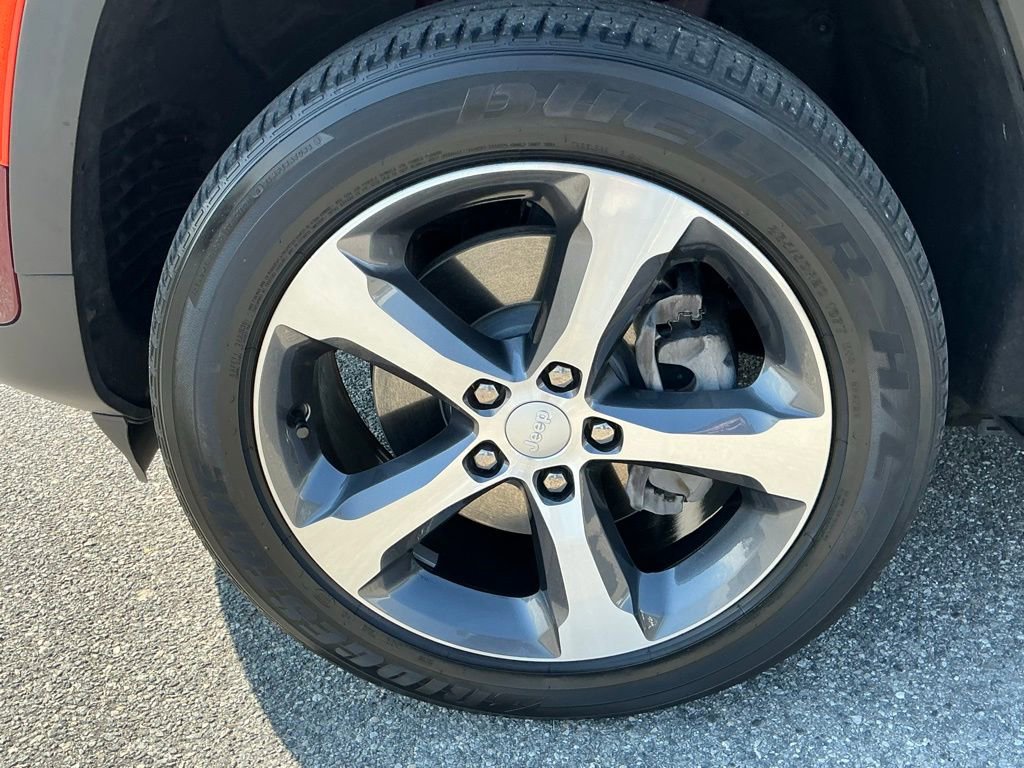 Used 2023 Jeep Grand Cherokee 4WD 4xe w/ Luxury Tech Group II image 28