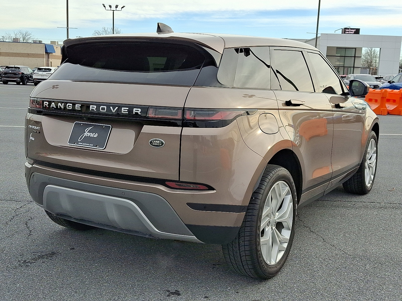 Used 2020 Land Rover Range Rover Evoque SE image 6
