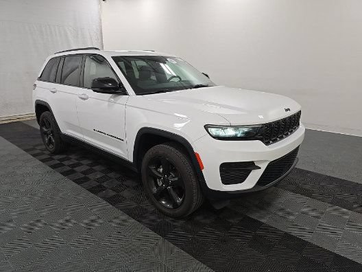 Used 2023 Jeep Grand Cherokee Altitude AWD/4WD video 1