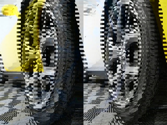 Used 2017 Dodge Challenger SXT Plus image 2