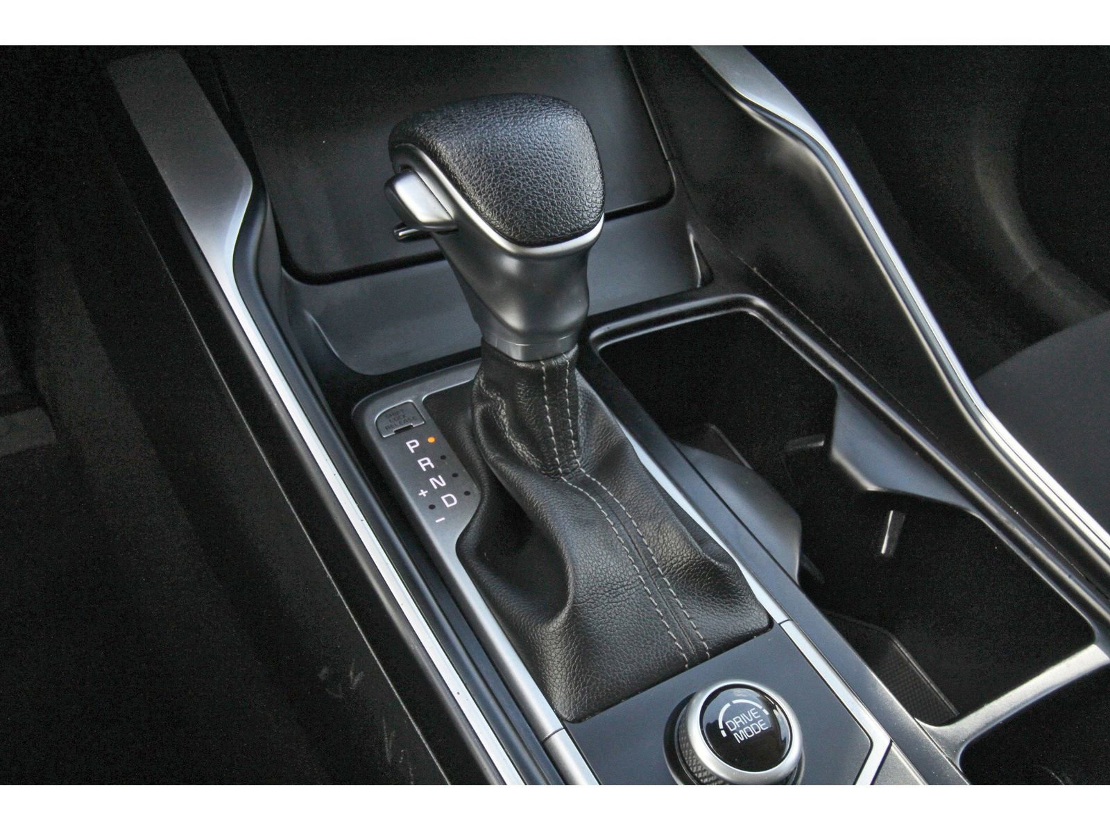 Used 2021 Kia Sorento LX image 27