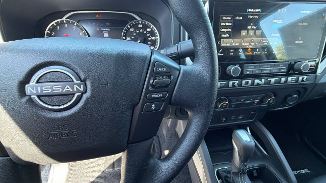 New 2026 Nissan Frontier SV w/ Tow Package AWD/4WD image 27