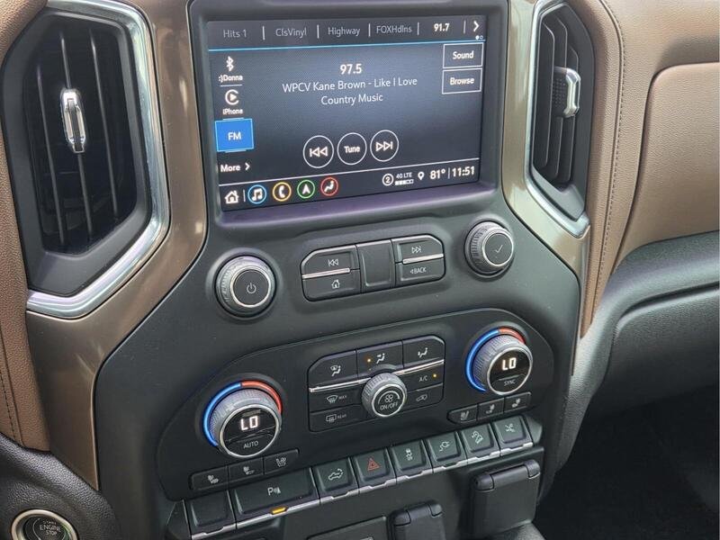 Used 2022 Chevrolet Silverado 1500 High Country w/ Z71 Off-Road Package AWD/4WD image 24