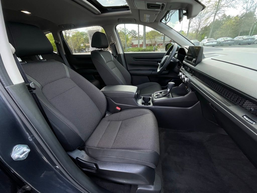 Certified 2025 Honda CR-V EX image 30