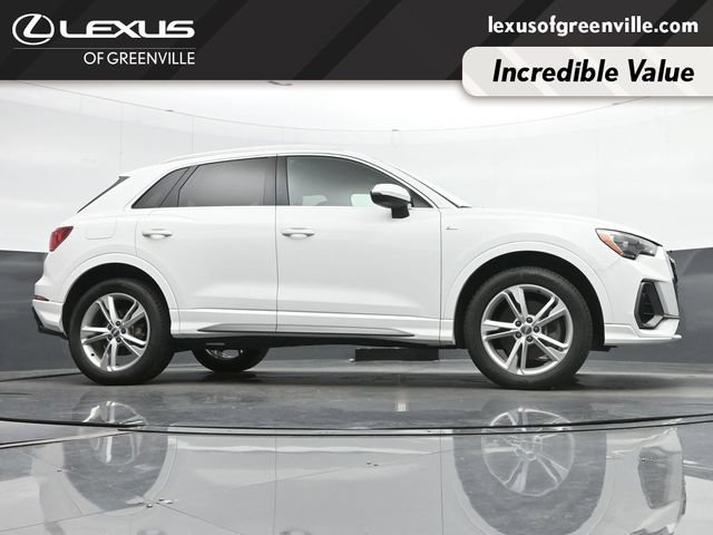 Used 2020 Audi Q3 2.0T Premium w/ Convenience Package AWD/4WD image 11