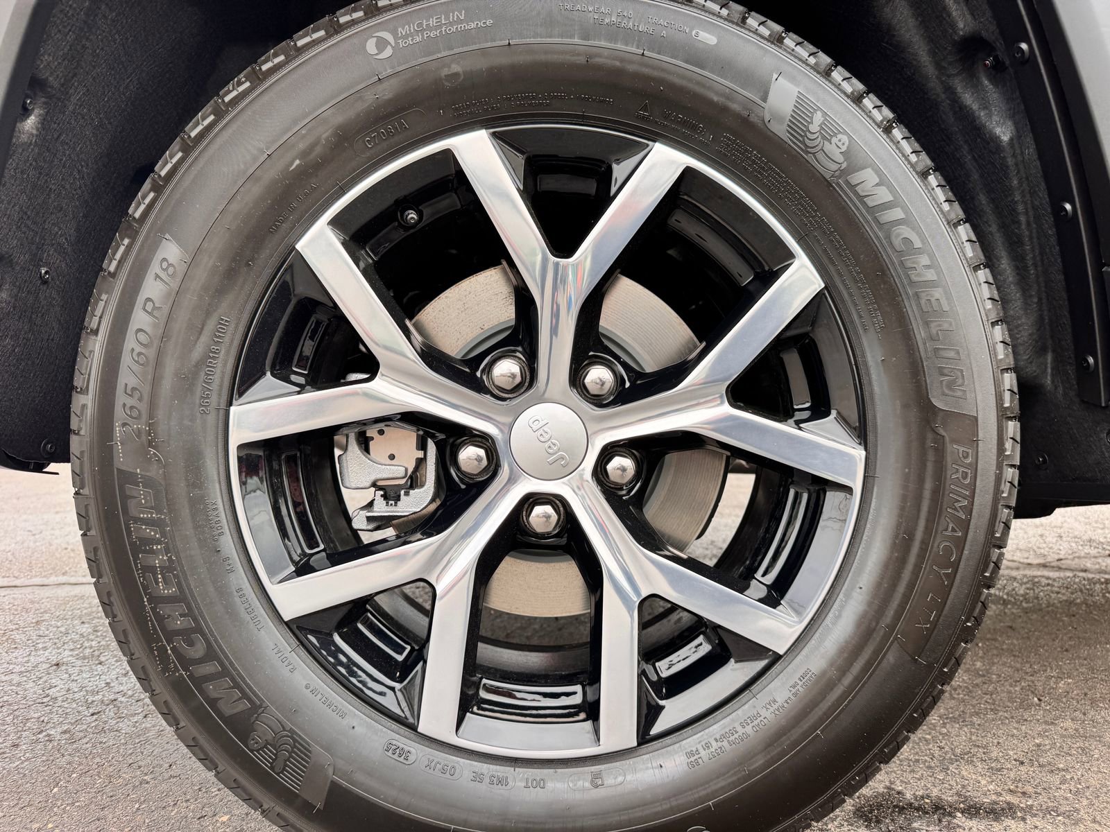 New 2025 Jeep Grand Cherokee Limited w/ Luxury Tech Group II image 33