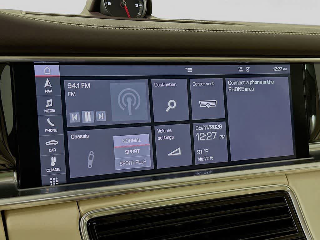 Used 2020 Porsche Panamera 4 AWD/4WD image 17