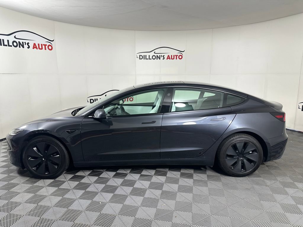 Used 2025 Tesla Model 3 Long Range AWD/4WD image 4