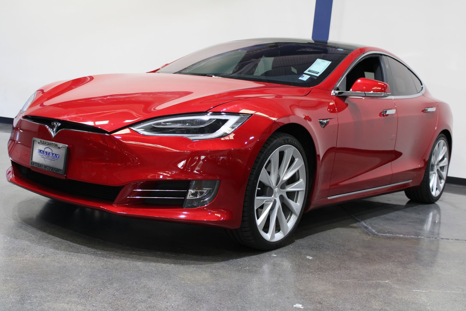 Used 2020 Tesla Model S Long Range Plus AWD/4WD image 5