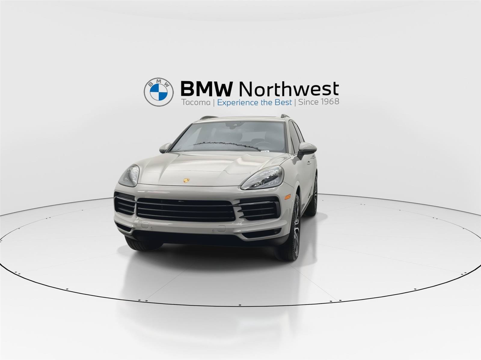 Used 2022 Porsche Cayenne Platinum Edition w/ Premium Package Plus AWD/4WD image 8