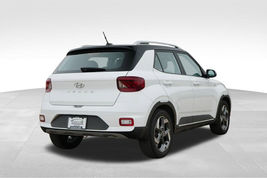 Certified 2023 Hyundai Venue Limited image 8