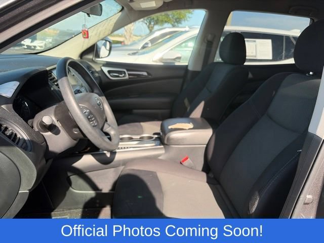 Used 2019 Nissan Pathfinder S FWD image 4