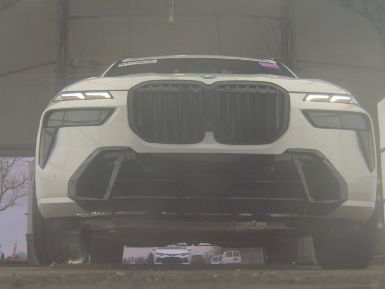 Used 2025 BMW X7 xDrive40i w/ M Sport Package image 7