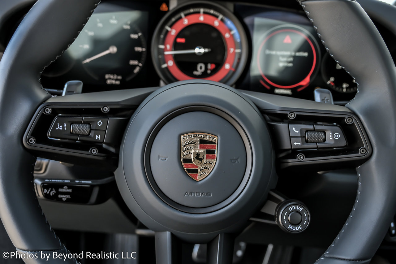 Used 2024 Porsche 911 Carrera S image 32