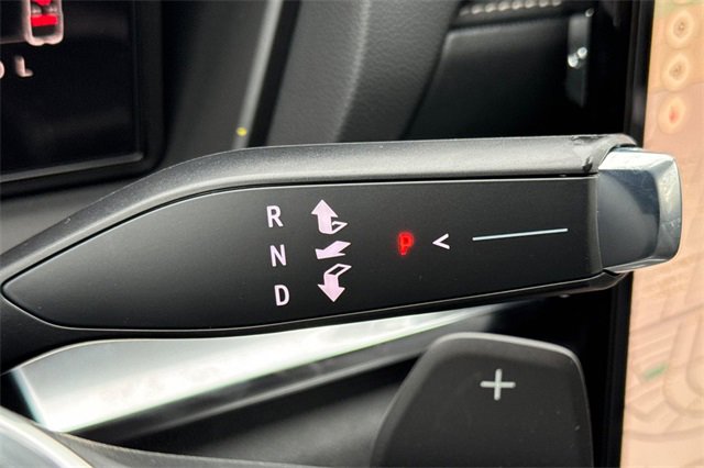 New 2026 GMC Terrain Elevation w/ Elevation Premium Package image 25