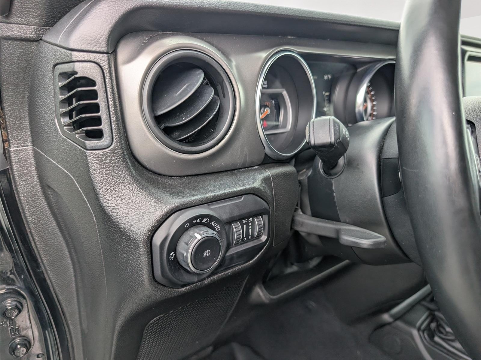 Used 2022 Jeep Wrangler Unlimited Sport AWD/4WD image 20