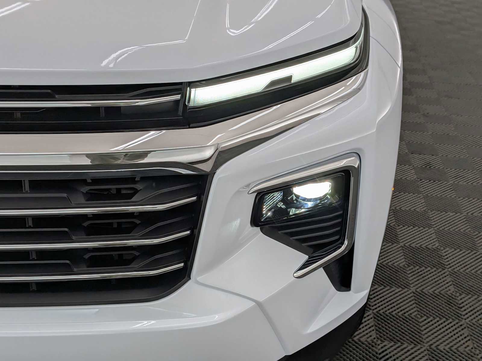 New 2026 Chevrolet Traverse LT w/ Driver Confidence Package image 10