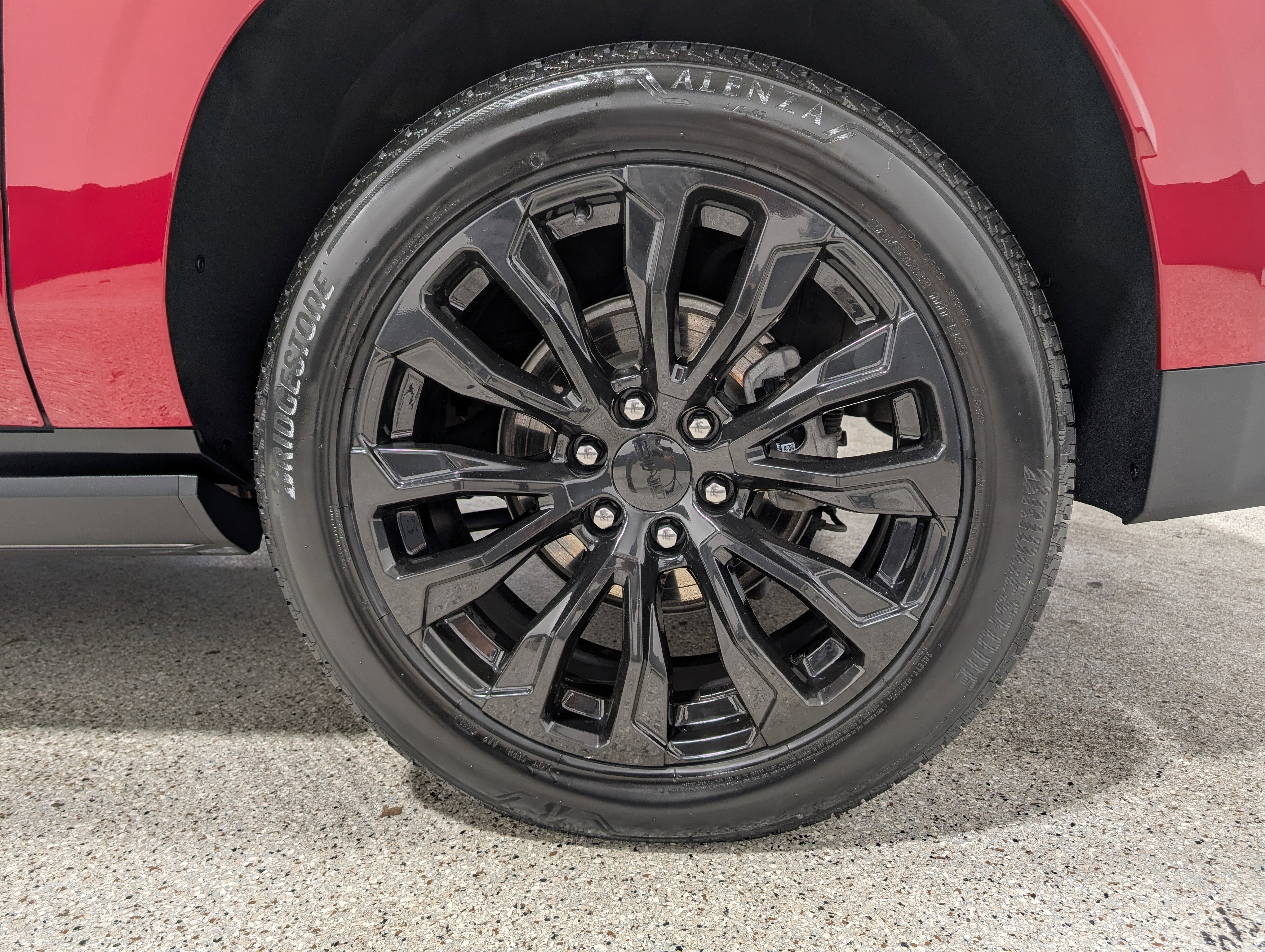 Used 2023 GMC Yukon XL Denali w/ Denali Reserve Package image 12