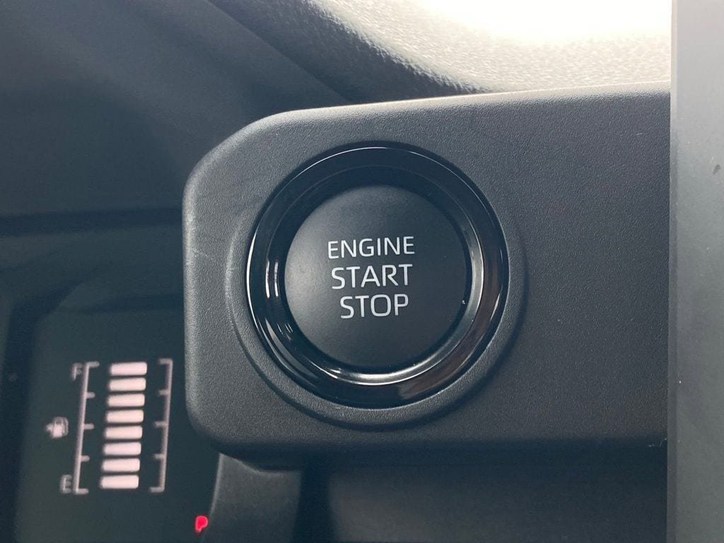 Certified 2026 Toyota Tacoma SR RWD image 18
