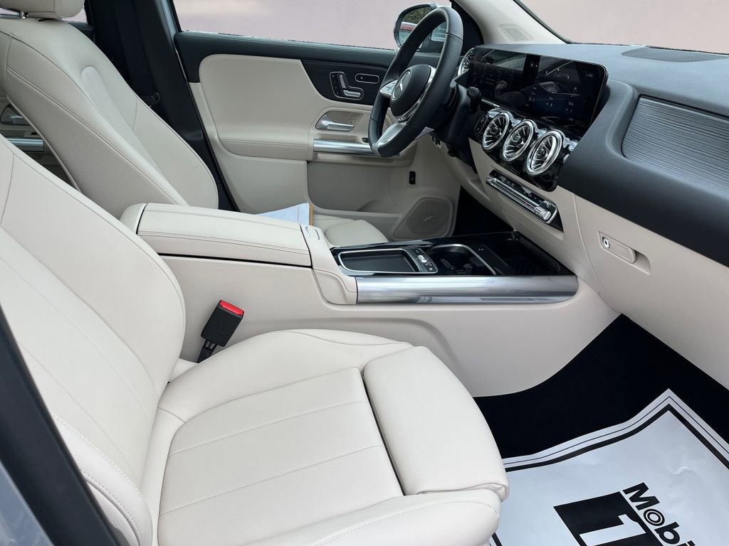 Certified 2026 Mercedes-Benz GLA 250 4MATIC image 15