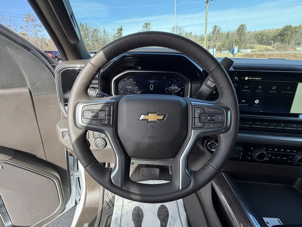 New 2026 Chevrolet Silverado 2500 LTZ w/ LTZ Premium Package image 3