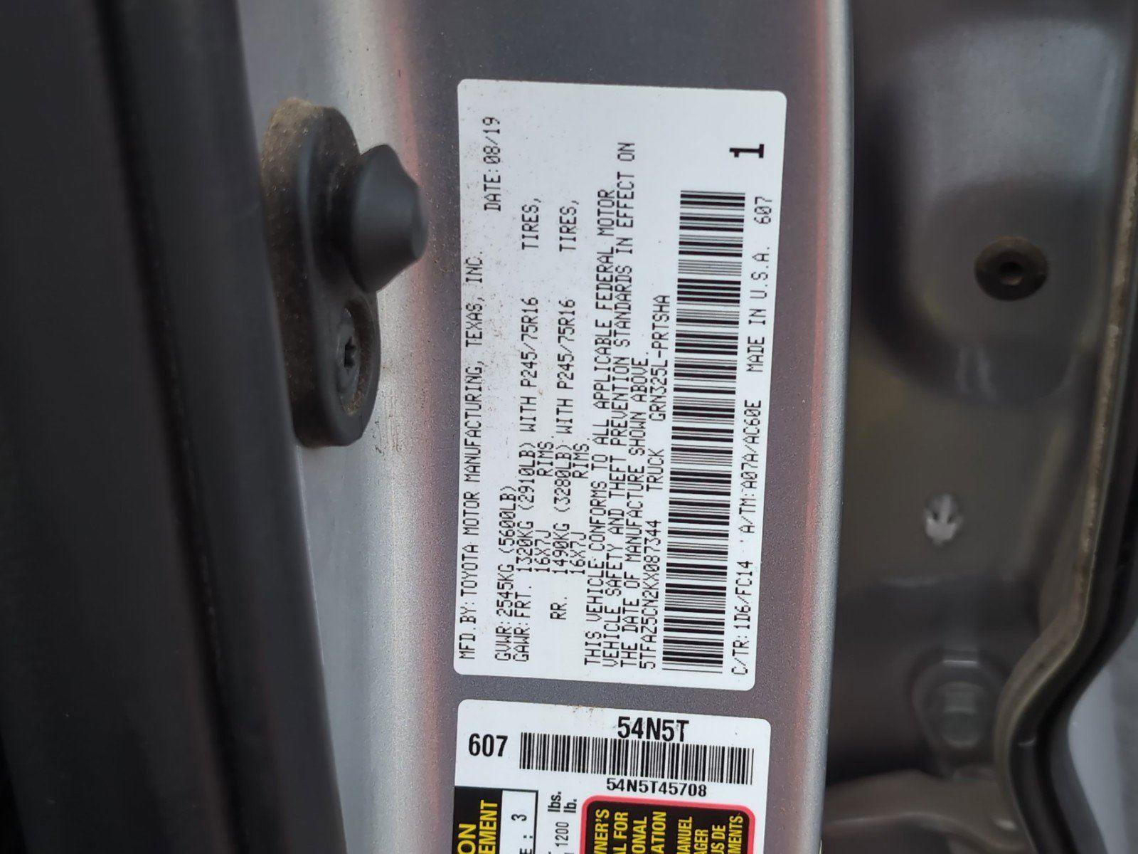 Used 2019 Toyota Tacoma SR5 RWD image 16