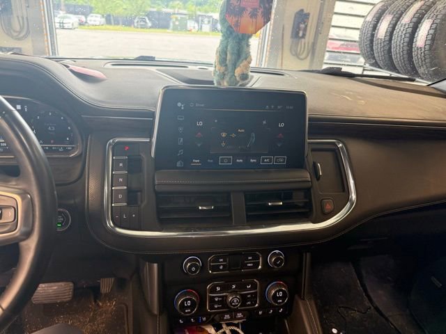 Used 2023 Chevrolet Suburban Premier RWD image 13