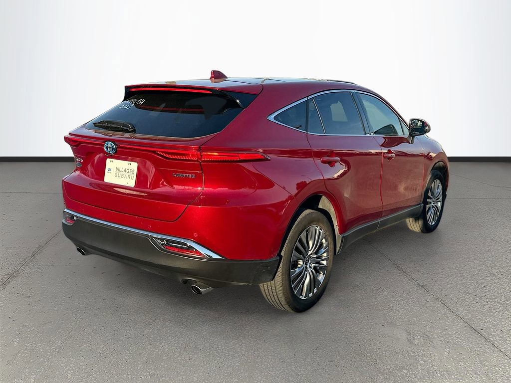 Used 2023 Toyota Venza Limited image 7