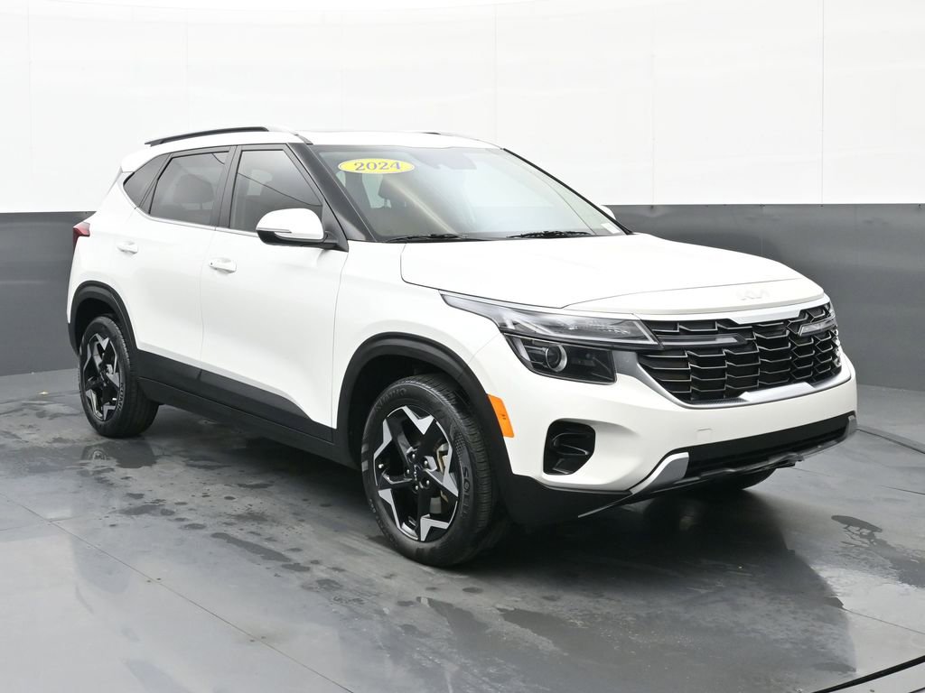 Used 2024 Kia Seltos EX image 1