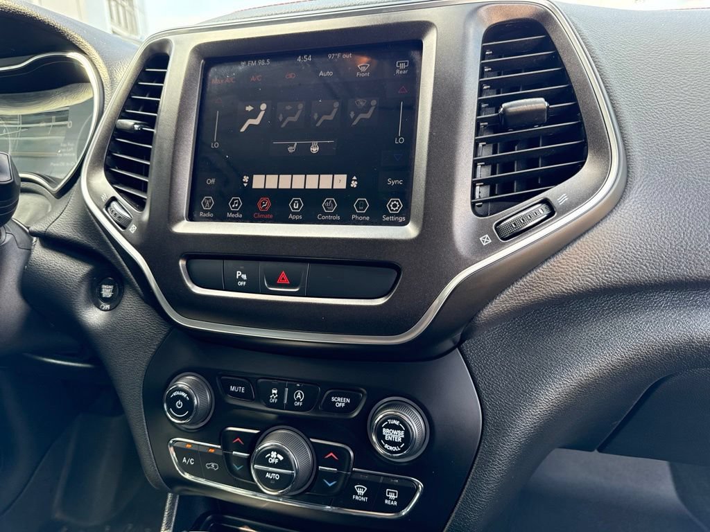 Used 2019 Jeep Cherokee Trailhawk w/ Cold Weather Group AWD/4WD image 41