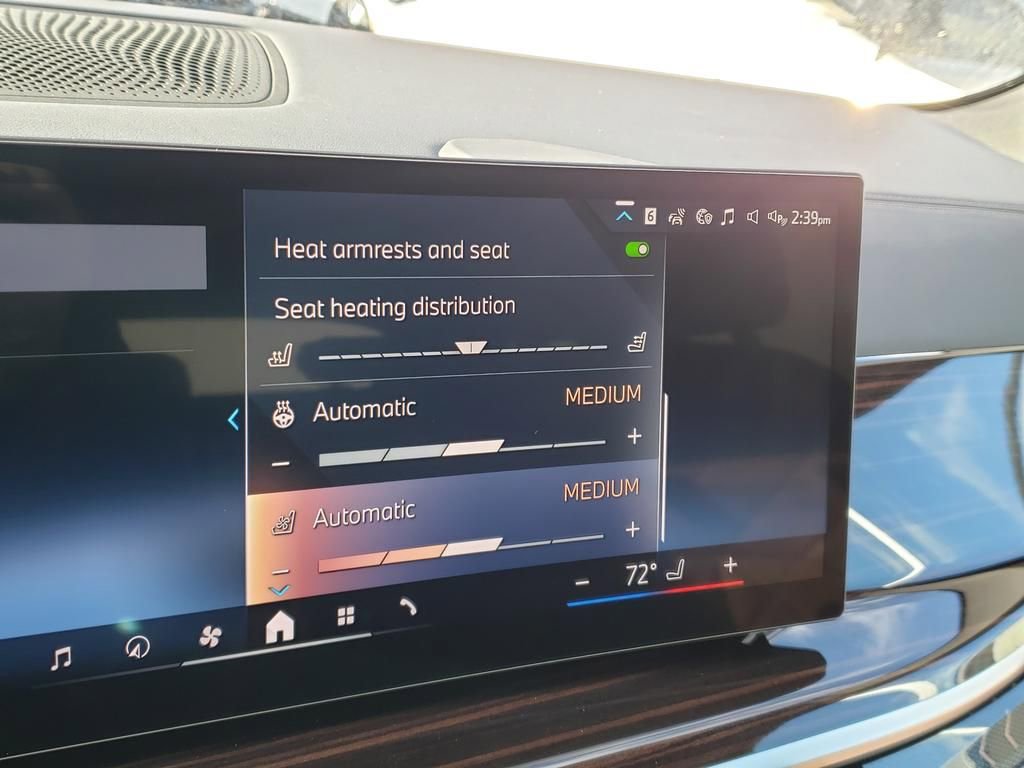 New 2026 BMW X5 xDrive40i w/ Climate Comfort Package image 11