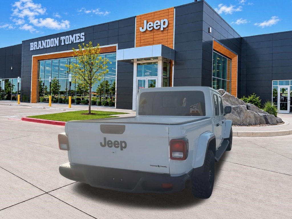 Used 2025 Jeep Gladiator Mojave AWD/4WD image 4