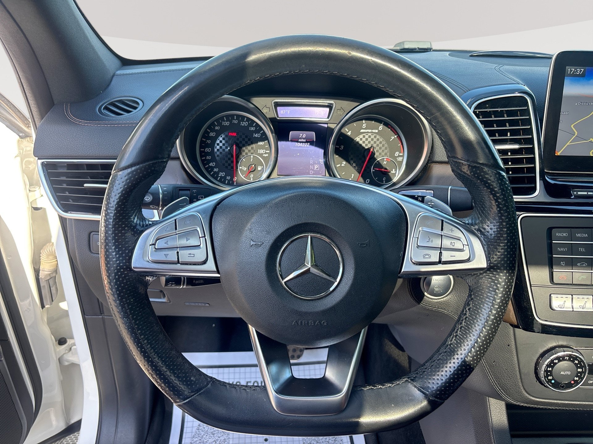 Used 2018 Mercedes-Benz GLE 43 AMG 4MATIC image 11