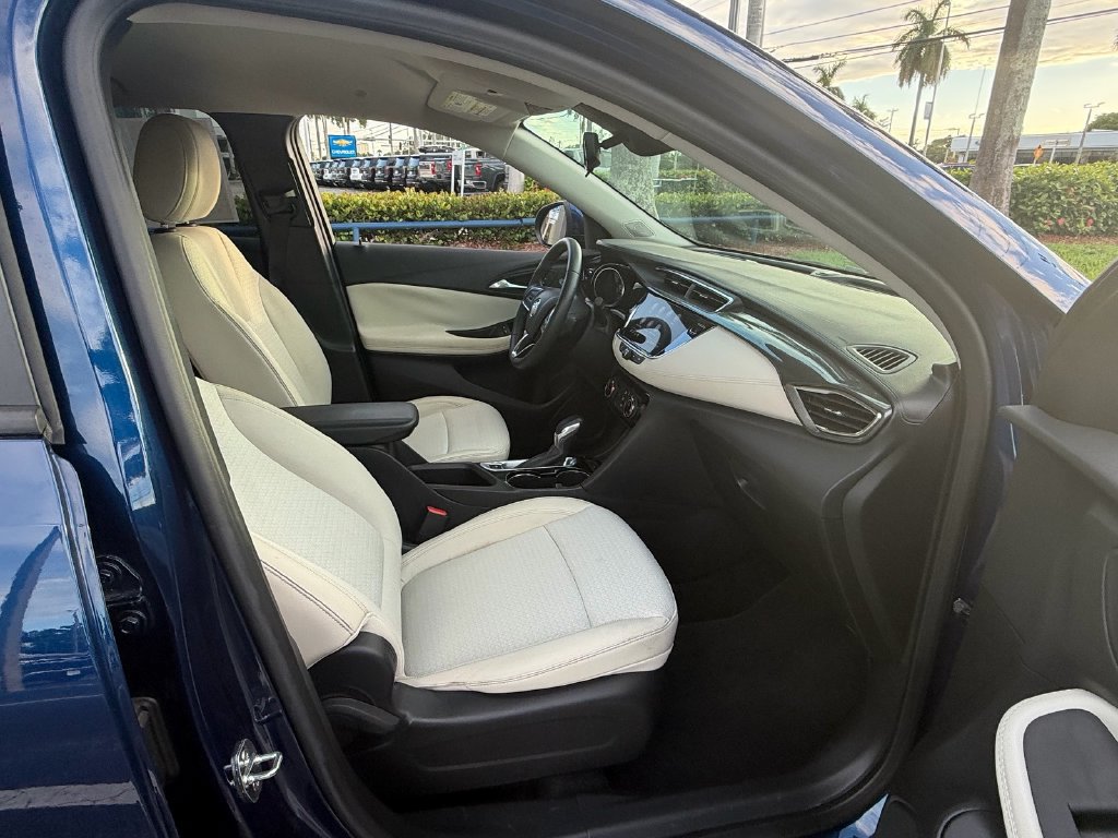Used 2023 Buick Encore GX Preferred FWD image 16
