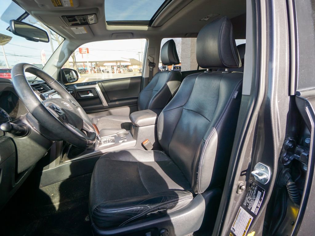 Used 2018 Toyota 4Runner Limited image 19