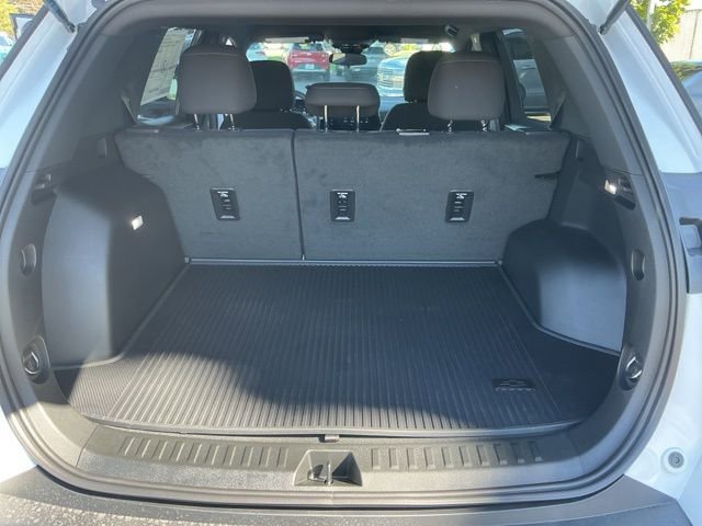 New 2026 Chevrolet Equinox LT w/ LPO, Floor Liner Package image 18