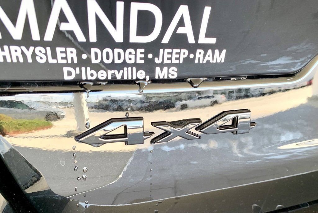 New 2025 Jeep Grand Cherokee Limited w/ Trailer Tow Package image 50